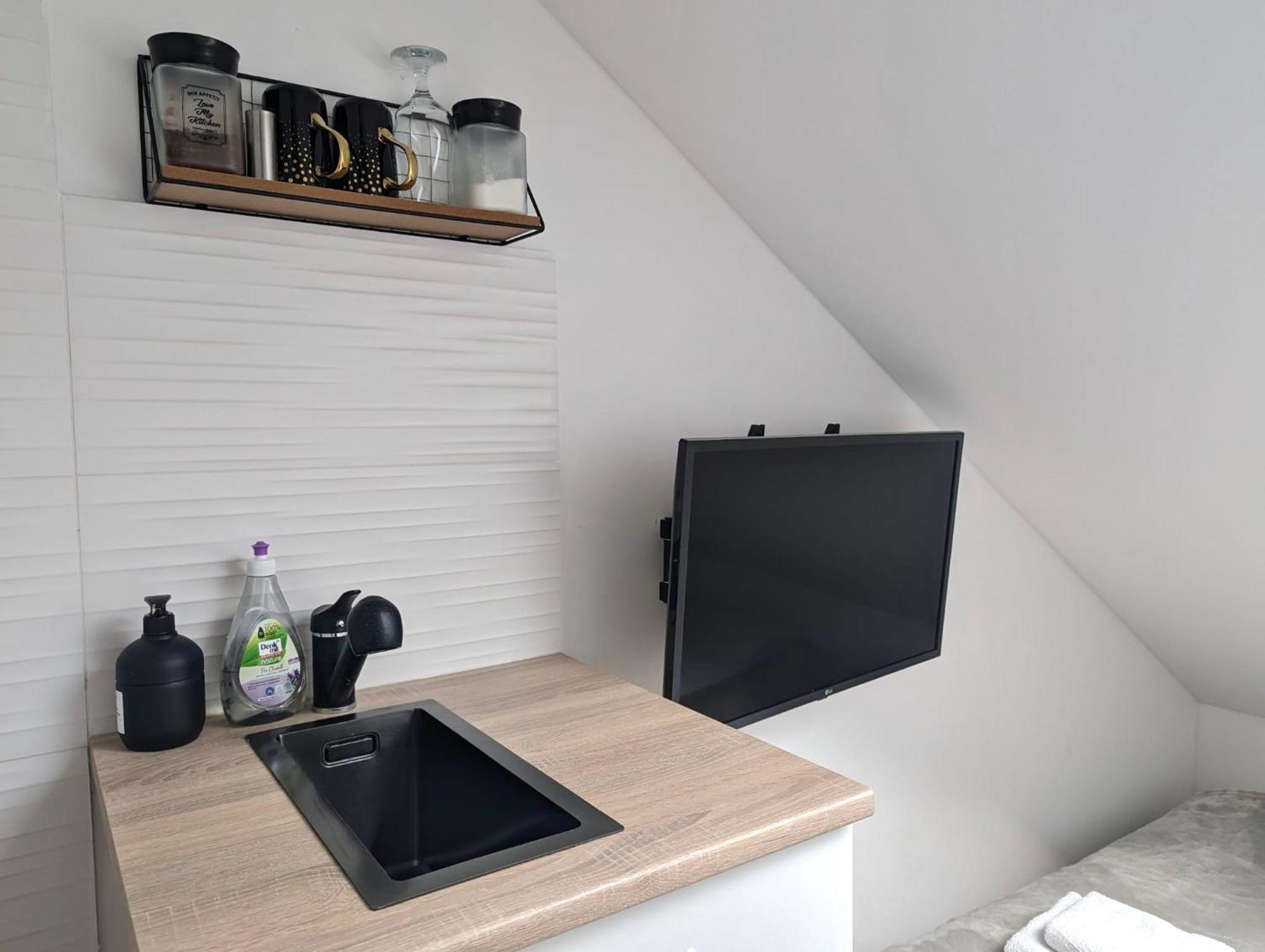 Miniscule Urban Tent 萨格勒布 外观 照片