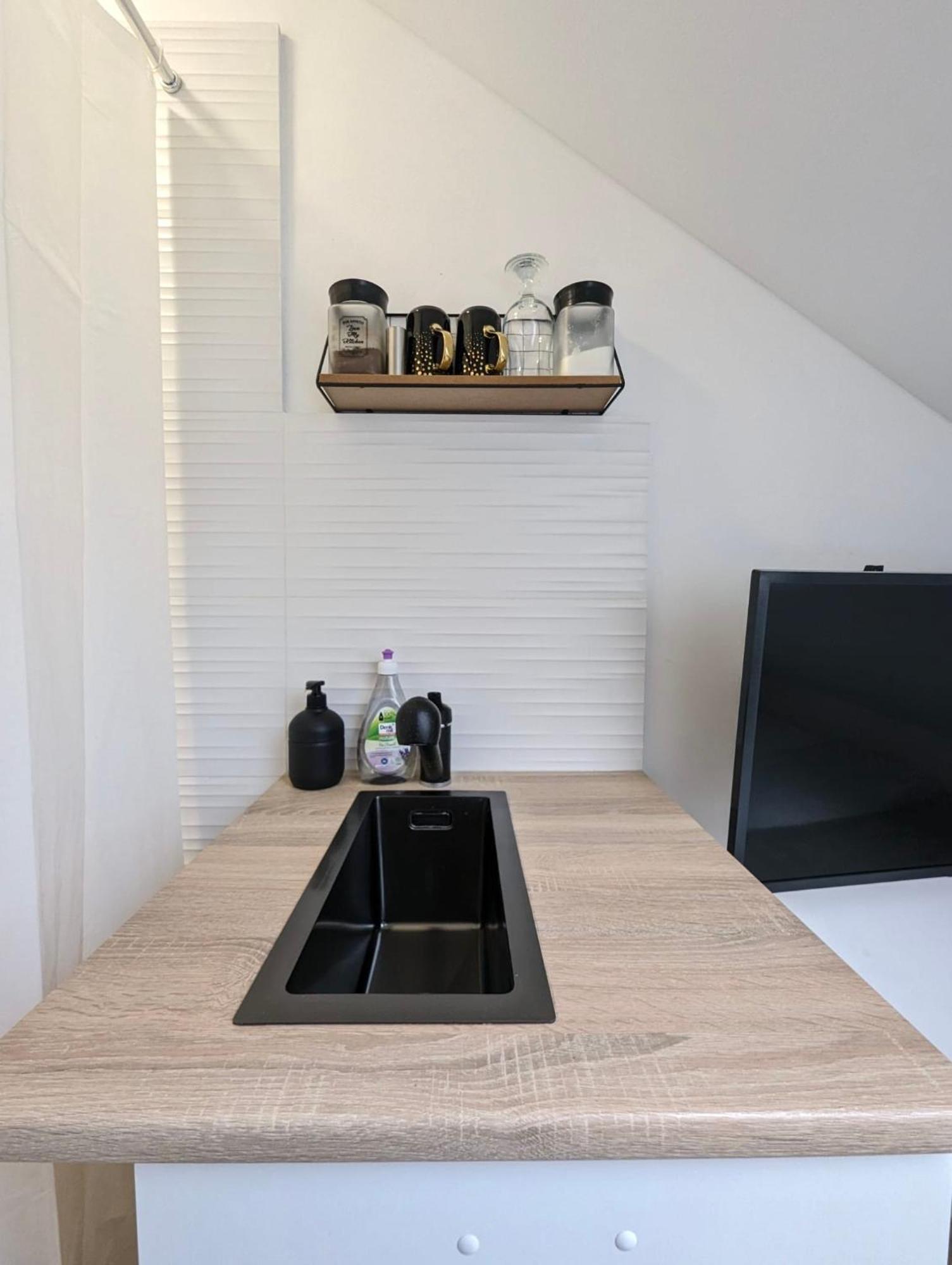 Miniscule Urban Tent 萨格勒布 外观 照片